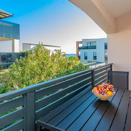 By The Sea - 23562 Апартаменты *